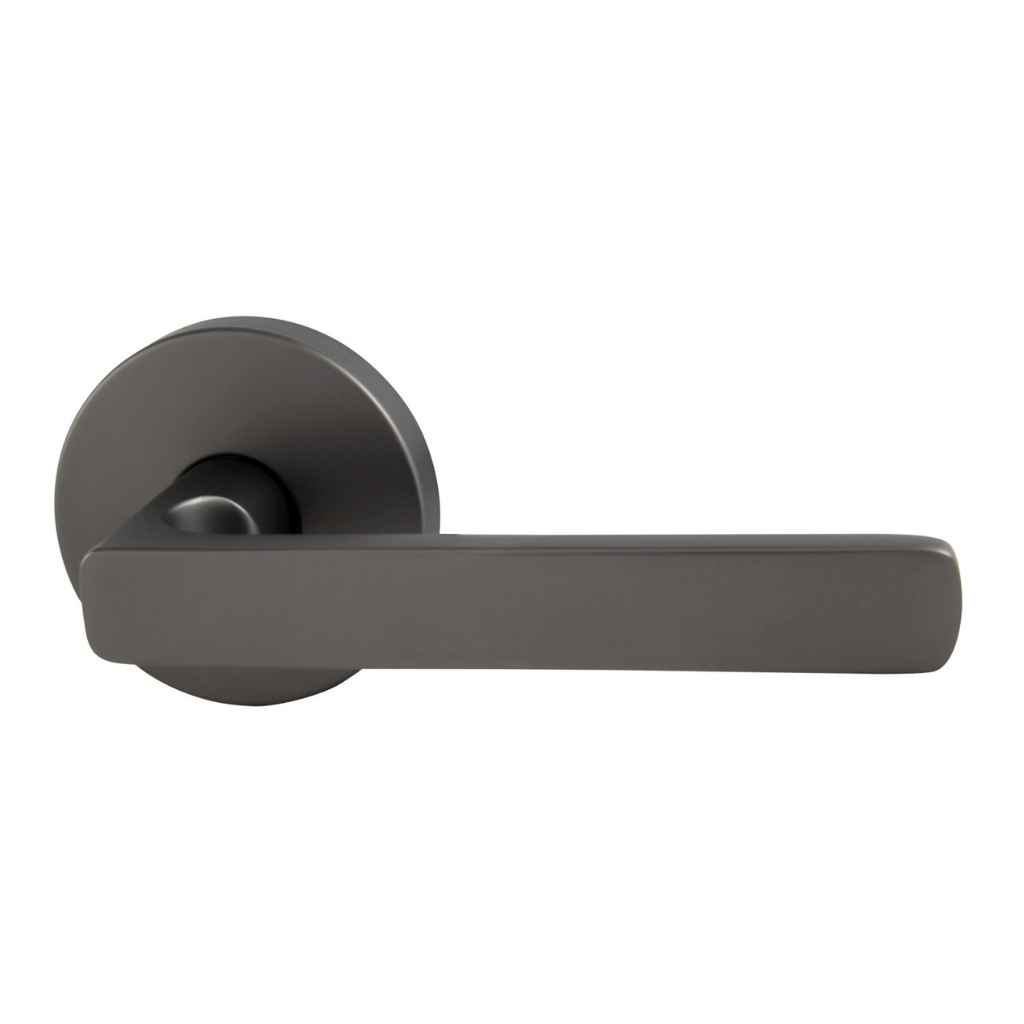 Gainsborough Avant with QuickFix Rivera Passage Leverset with Latch