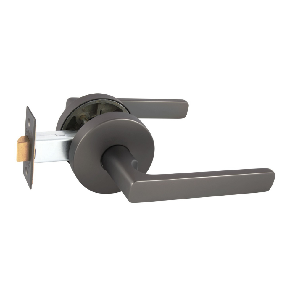 Gainsborough Avant with QuickFix Rivera Passage Leverset with Latch