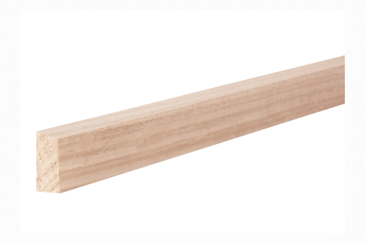 Single Bevelled B19 Hardwood Architrave