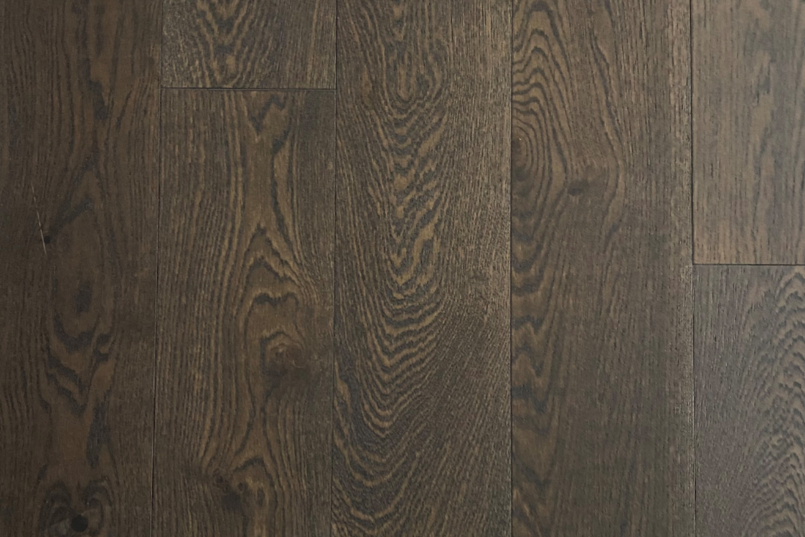 COLOUR: Brown Floors