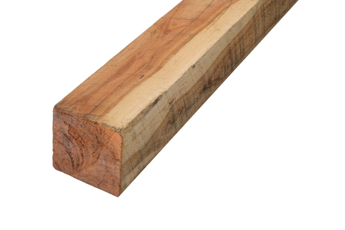 Cypress Pine Post F7 Sawn 100mm x 100mm