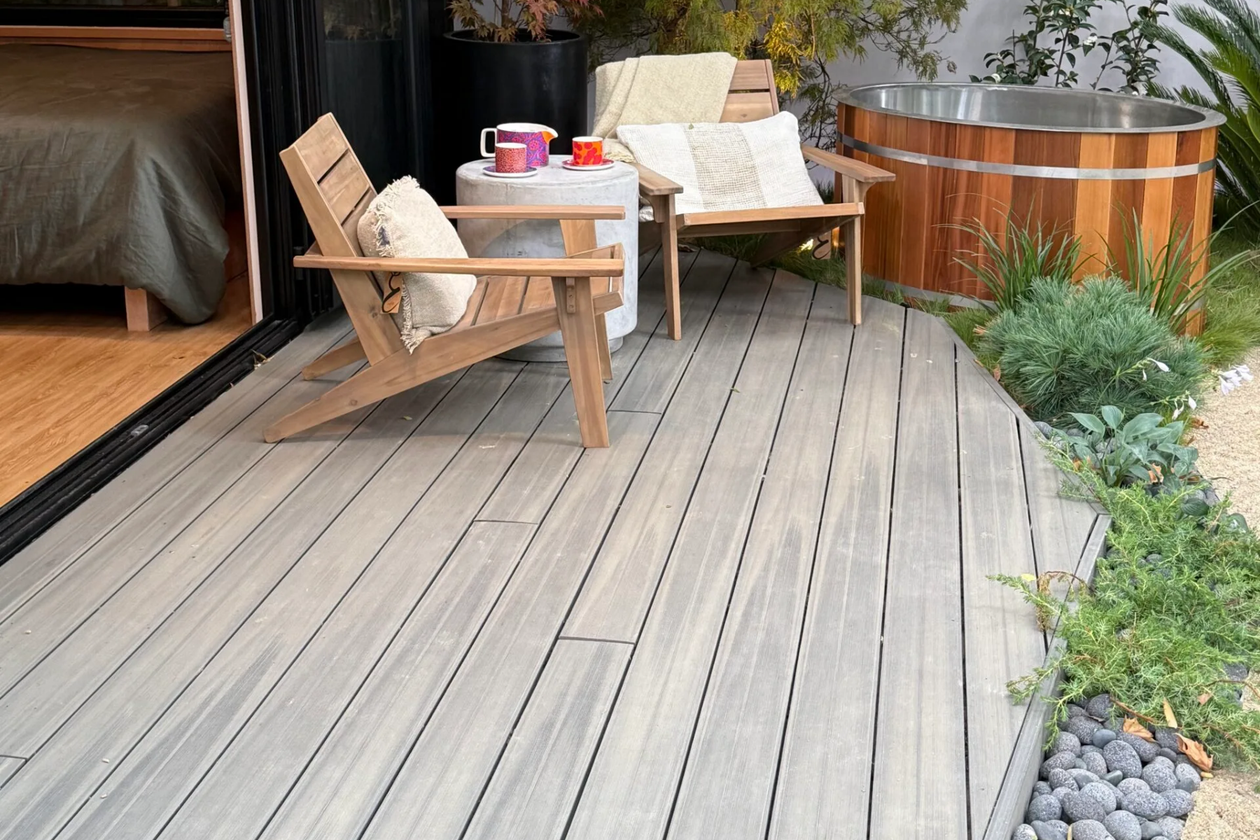 Antique - Avenue Range