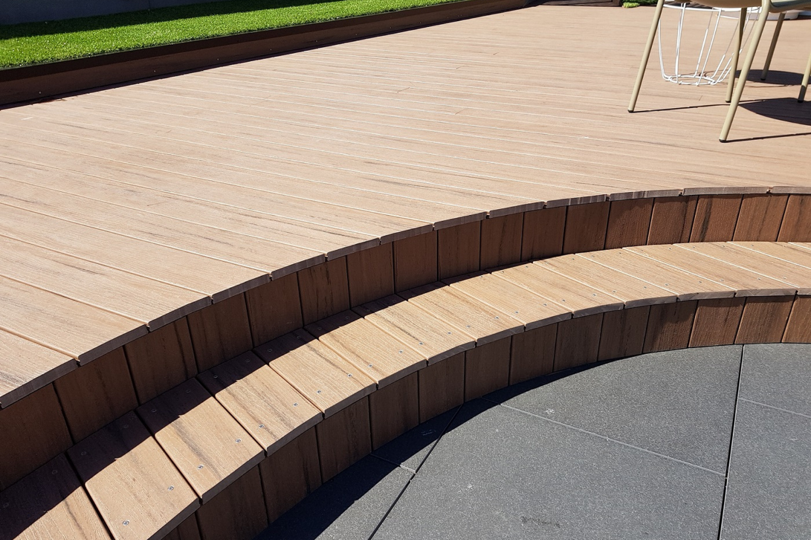 COLOUR: Beige Composite Decking Boards