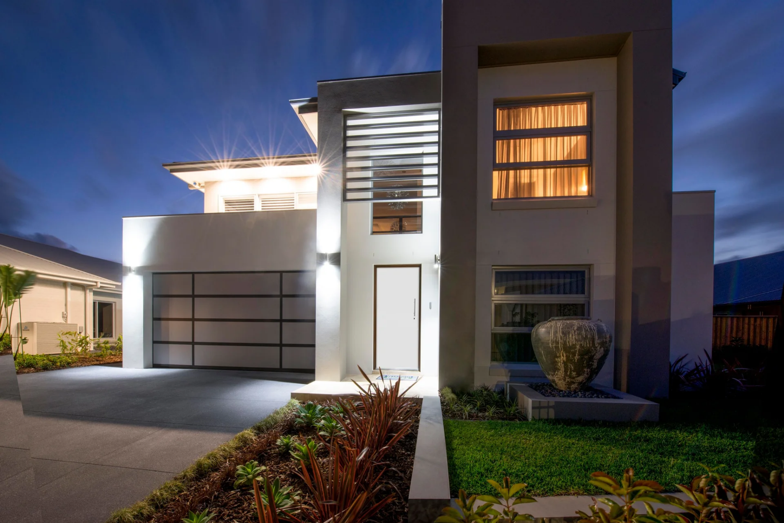 Hume Entrance & Internal Door Flush Solicore SCX1