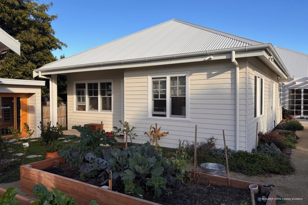 Innova™ Nuline® Plus Weatherboard Square