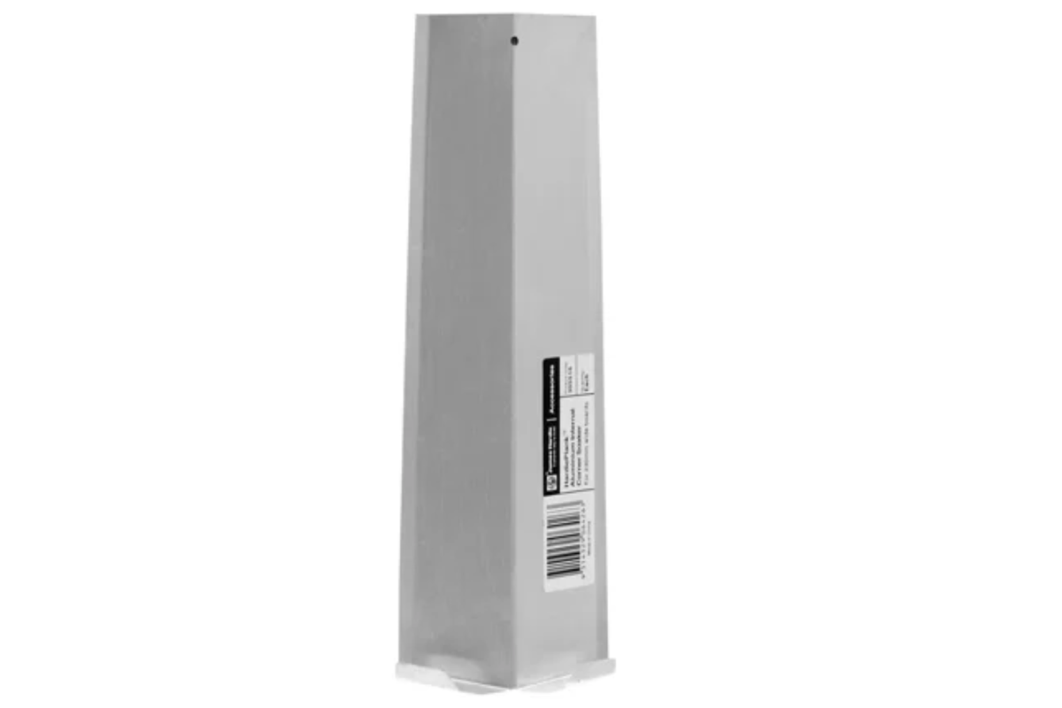 James Hardie 305517 HardiePlank 300mm Aluminium Internal Corner Soaker