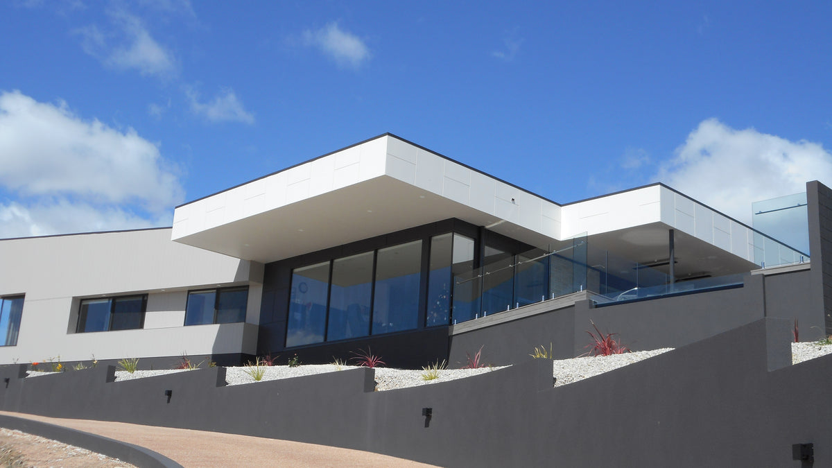 Innova™ Duragrid® Cladding