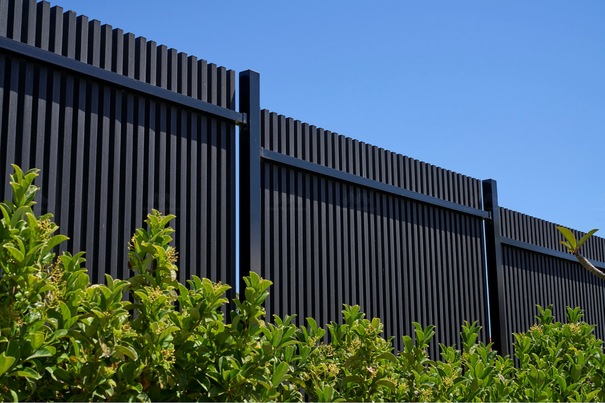 NewTechWood Hollow Composite Screening Batten Ebony