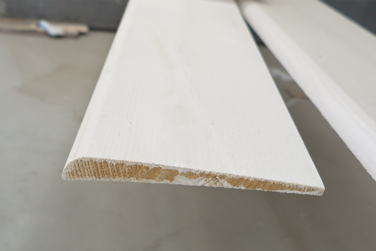 Baltic Pine Weatherboard Primed Round Edge 175