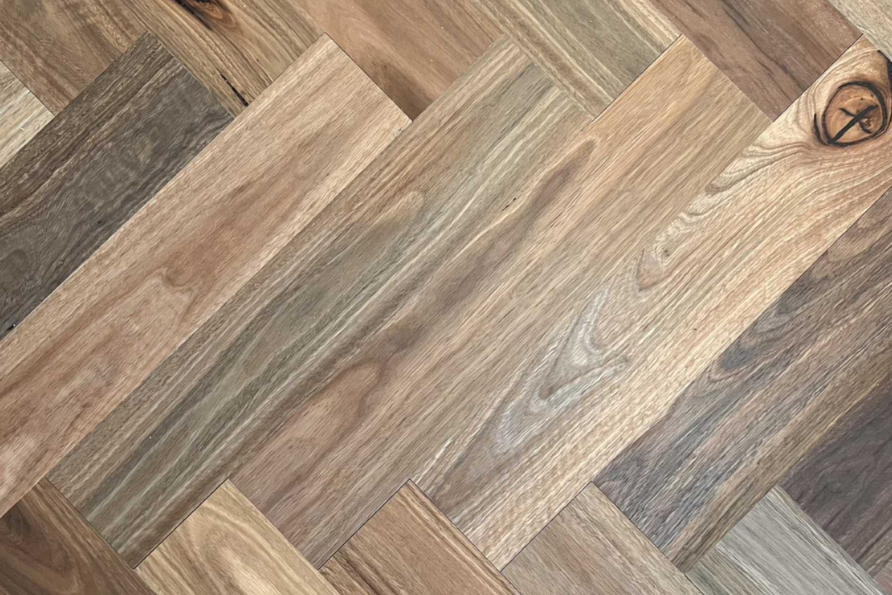 NSW Spotted Gum - Herringbone