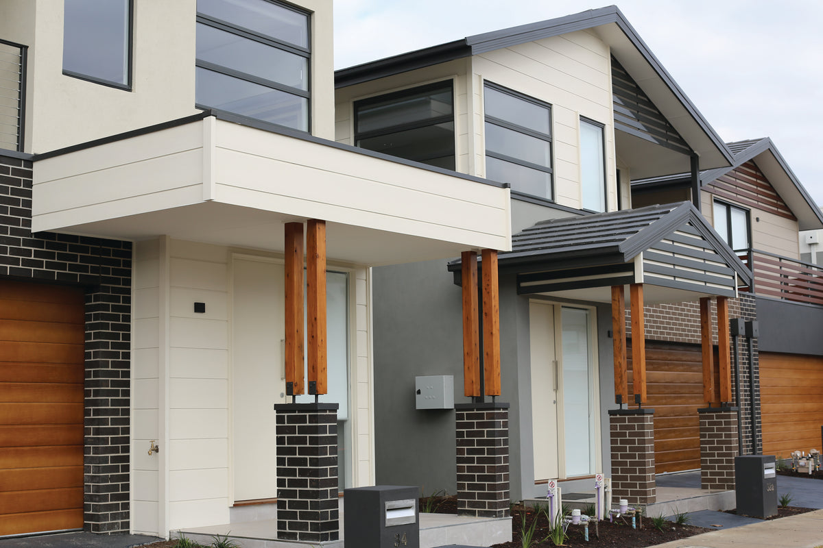 Innova™ Stratum® Weatherboard