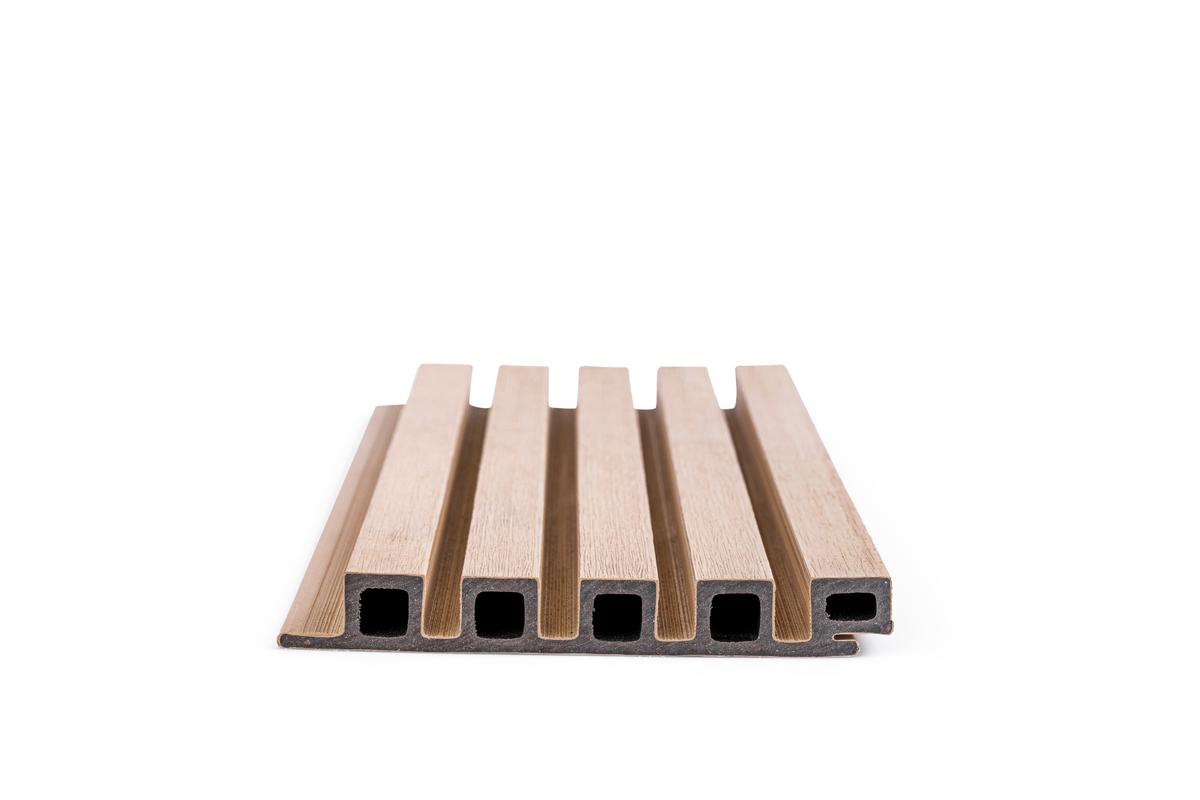 NewTechWood UH61 Castellation Cladding