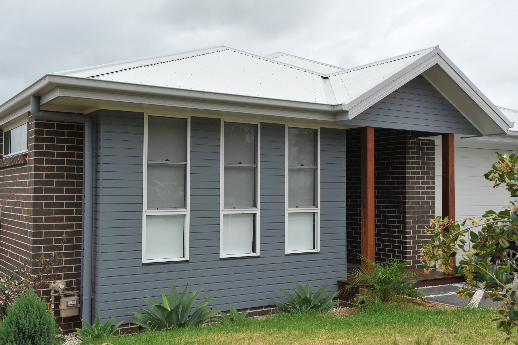 Innova™ Stratum® Trio Weatherboard 4200 x 300 x 12mm
