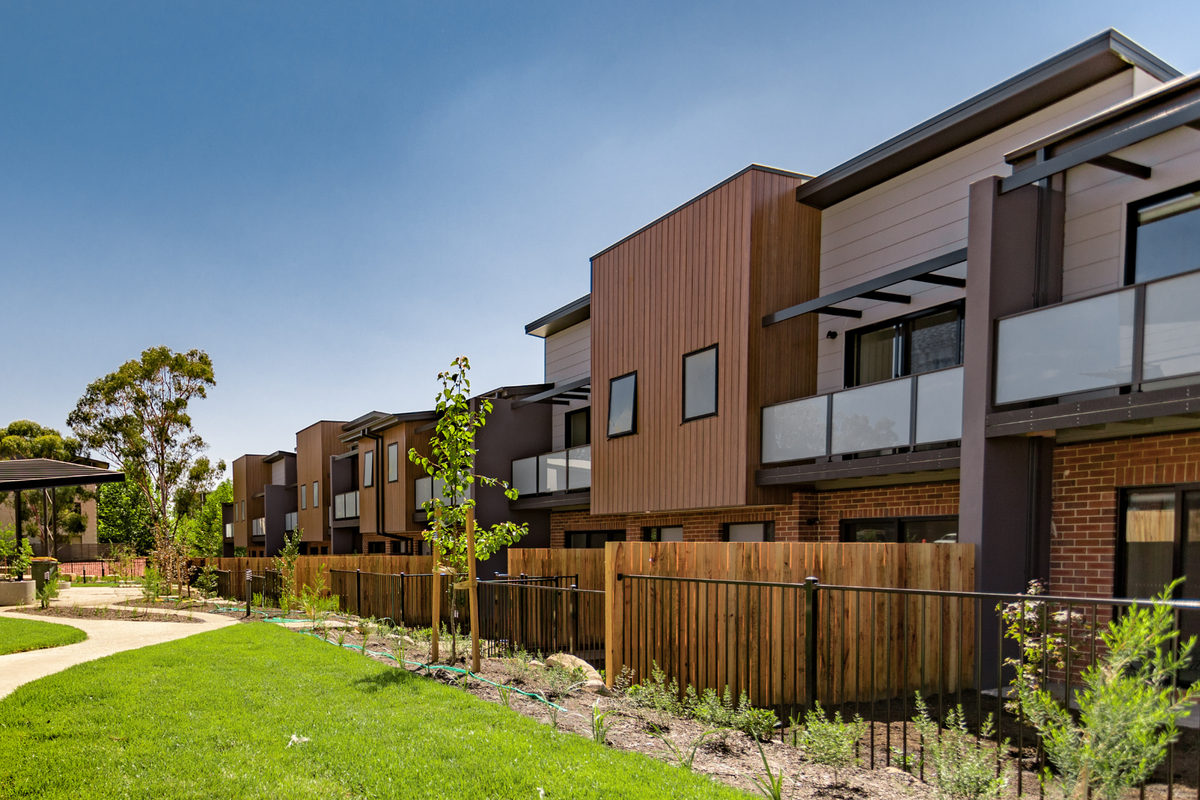 Innova™ Stratum® Weatherboard 4200 x 300 x 12mm